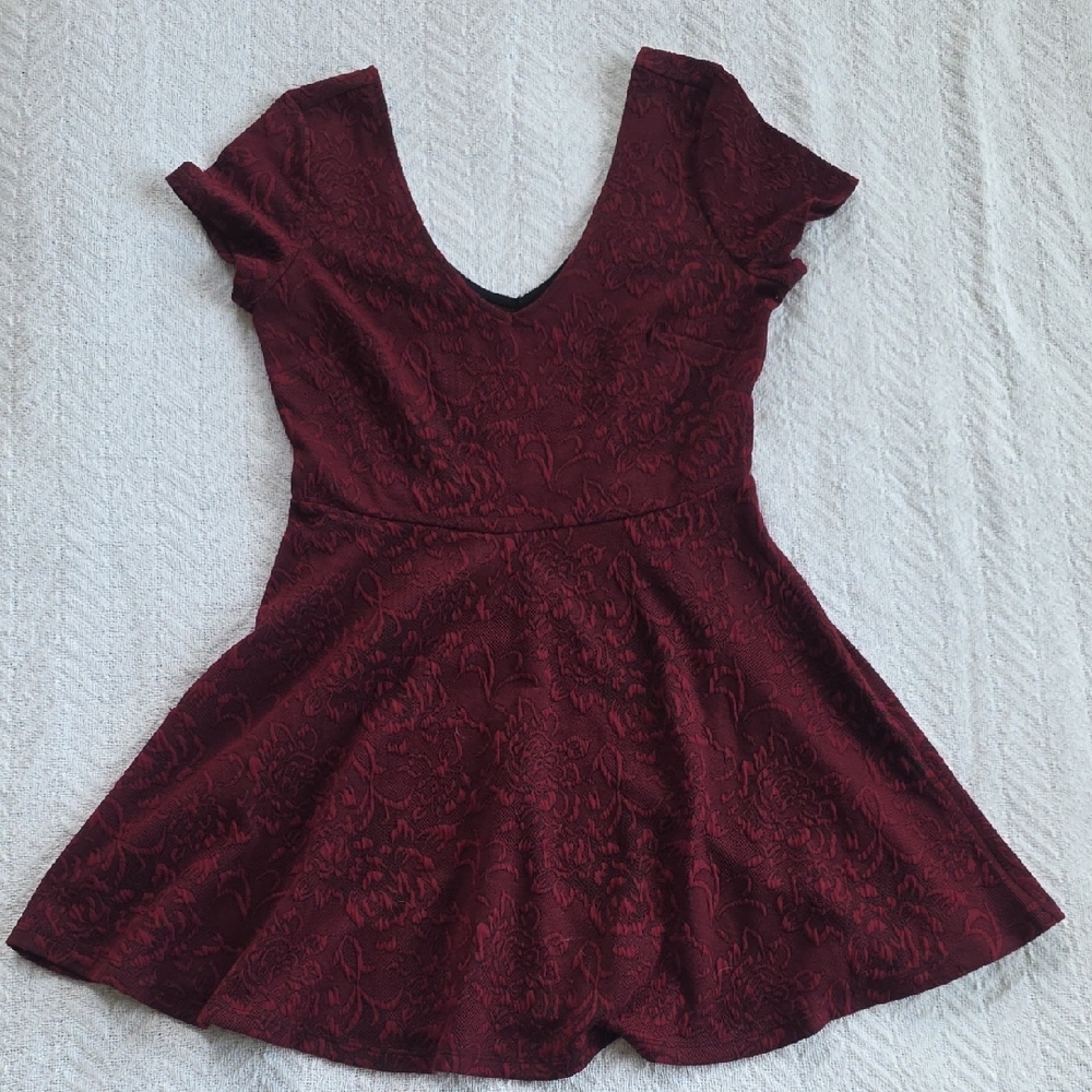 Forever 21 Burgundy and Black Floral Dress
